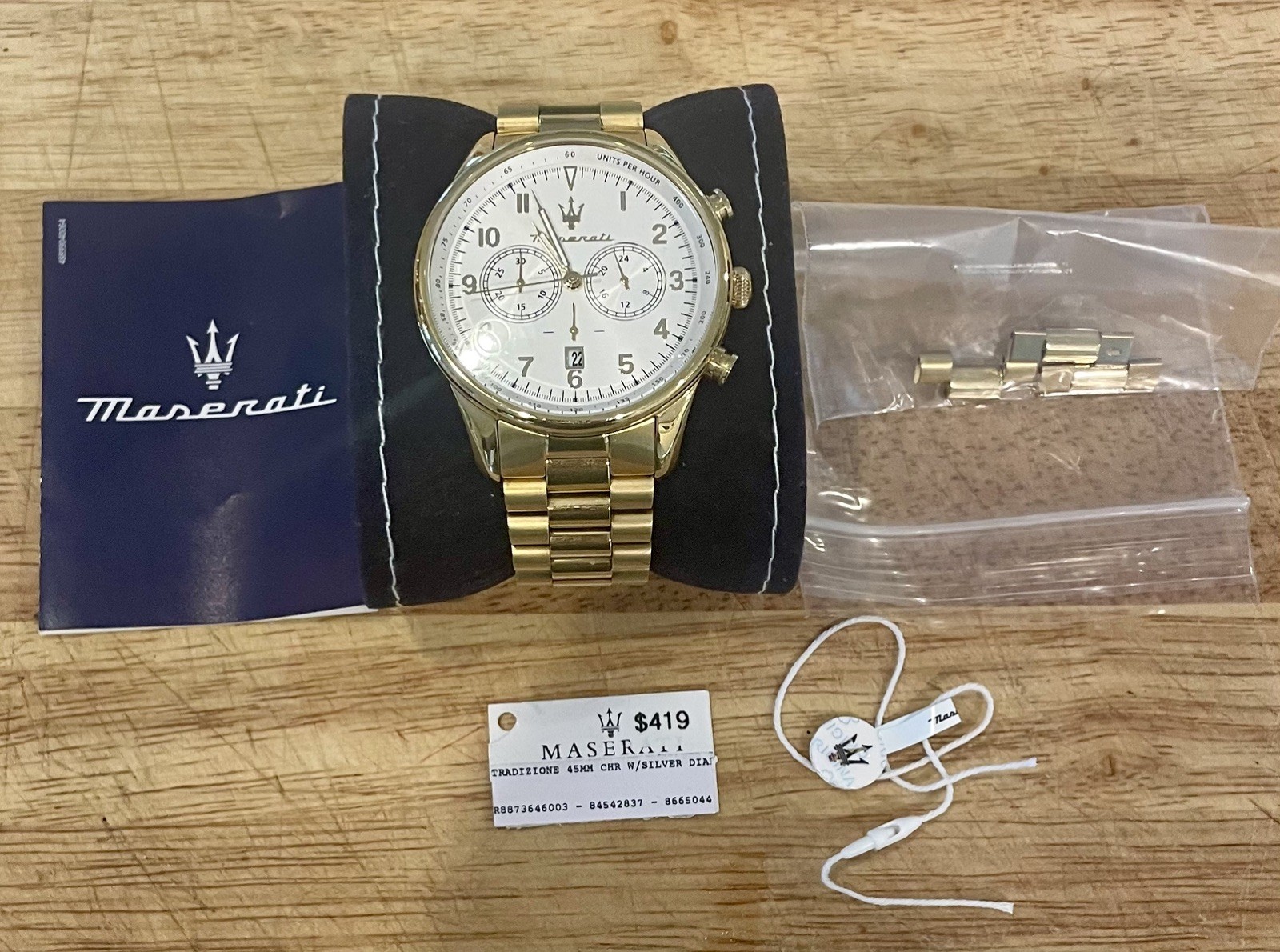 Maserati Competizione Chronograph W/Silver Dial  Men's Watch-R8873646003