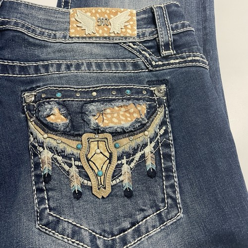 Miss Me Jeans Damen 34x34 Mid-Rise Bootcut bestickt Steer Strass Neu mit Etikett - Bild 2 von 16