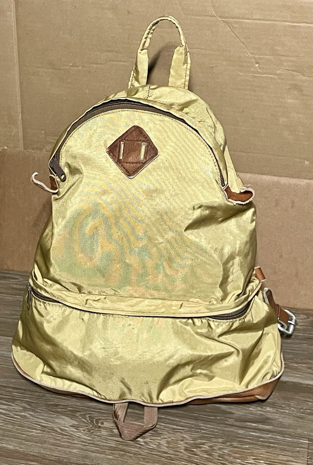Picture 2 of 8