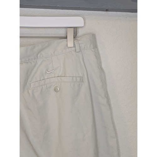 Nike Team Golf Athletic Athleisure Pleated Tan Khaki Shorts Mens Size 40 - Picture 4 of 8