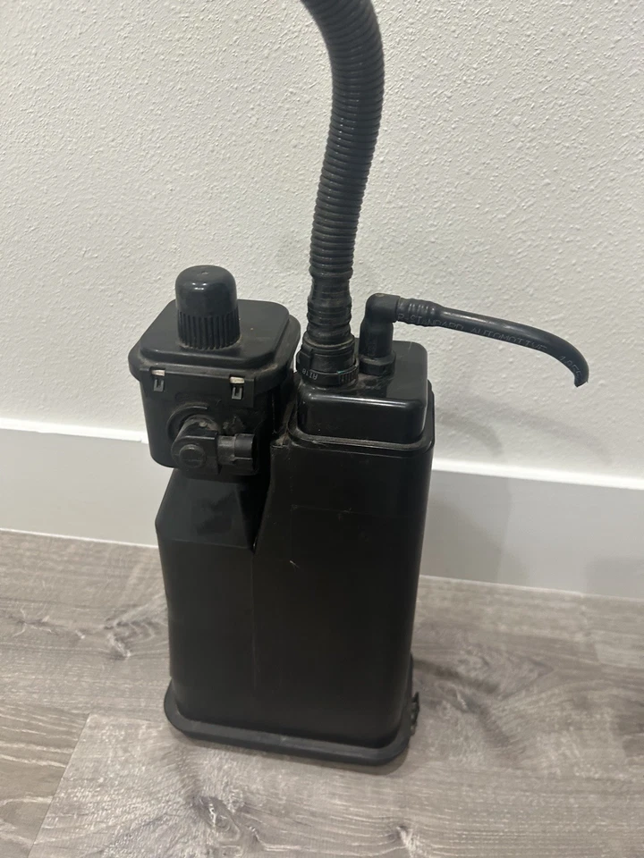 Mercedes ML350 2007-2011 bote de carbón combustible EVAP fabricante original Foto 4 de 4