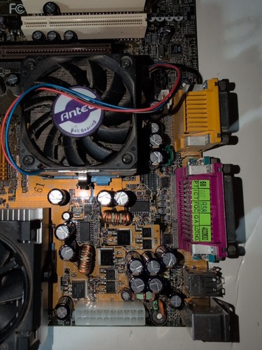 Vntg ATX Motherboard GA-6VTXD 2x SOCKET W/2 Pentium III 133 and 1 gig RAM - Picture 10 of 24