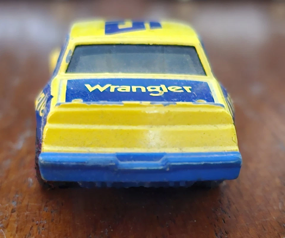 Винтажный Dale Earnhardt No15 Wrangler Buick Grand National Ertl Pull Back 1982 - Изображение 2 из 4