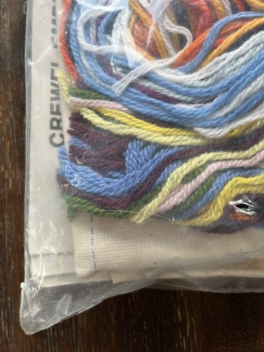 Vintage 1979 Columbia Minerva Crewel Pillow Kit EXOTIC FLOWERS 14”x14" NOS - Picture 6 of 12