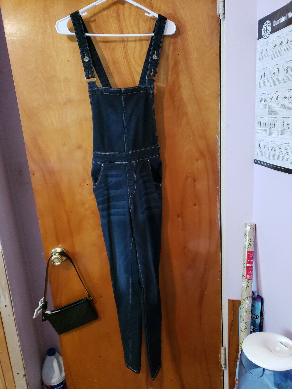 Picture 3 of 12