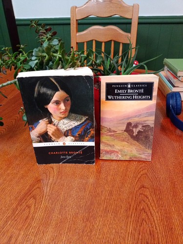 Wuthering Heights by Emily Jane Brontë ~ Jane Eyre by Charlotte Brontë Lot - Picture 1 of 13