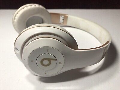 Beats Solo3 Wireless On-Ear Headphones - Apple W1 Headphone Satin Gold PREOWNED 190199312609 | eBay Beats Solo3 Wireless On-Ear Headphones - Apple W1 Headphone Satin Gold PREOWNED 190199312609 | eBay