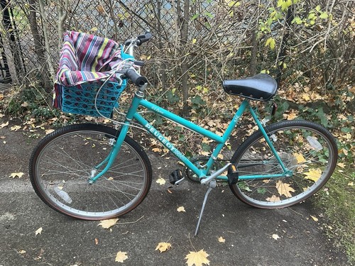 Vintage Women's Peugeot Blue Road Bike 80s Style Working Brakes And Basket - Picture 1 of 8