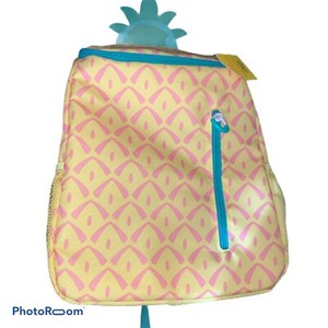 how many oz can you bring on an airplane