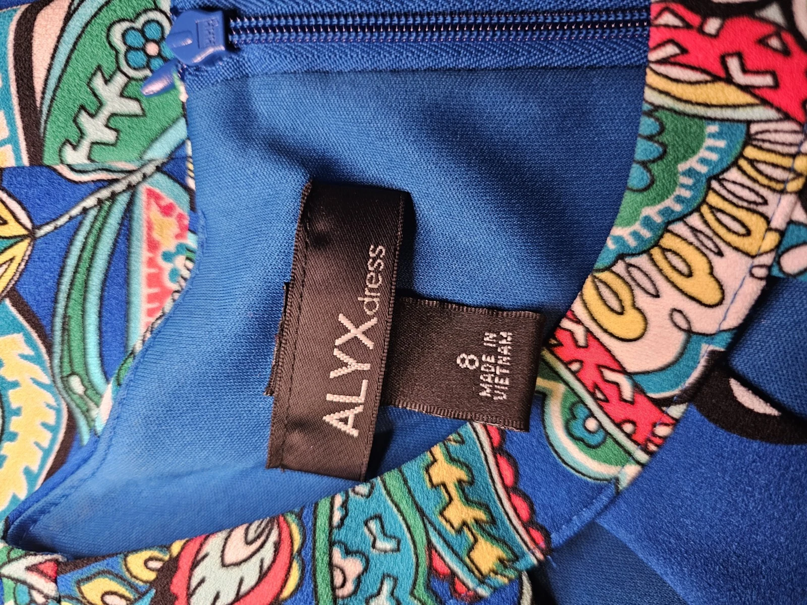 Abito estivo Alyx taglia 8 blu brillante Paisley colorato senza maniche