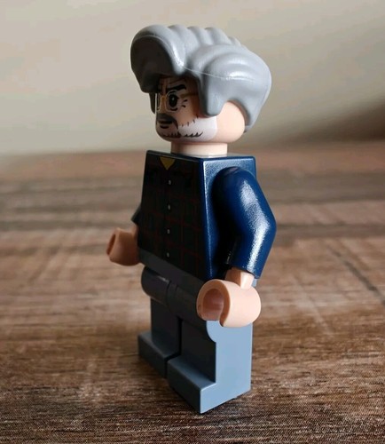 **NEW** 100% LEGO Star Wars George Lucas w/ Rare Hair Minifigure - ALTERNATIVE - Picture 3 of 3
