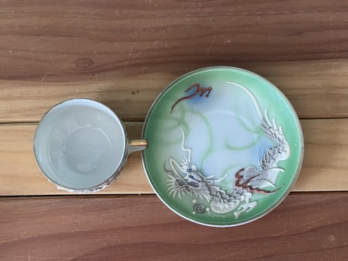 Vintage Teacup & Saucer Dragon Ware Geisha 3D Raised Flying Dragon Moriage Japan - Picture 3 of 6