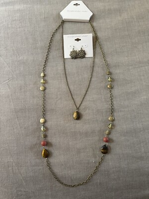 NWT! Christopher  & Banks Necklace and Earring Set Brass Tone #H51-45