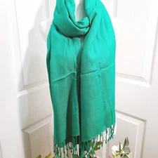 100%Rayon Green Scarf W/Tassels India Neck Warmer Wrap 78"x26"