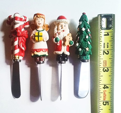 Christmas Cheese Spreaders Resin Stainless Steel Holiday Knives Set of 4 - Picture 3 of 8