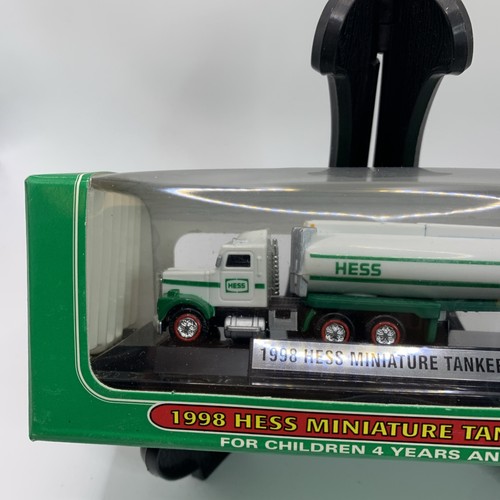 Camión cisterna Hess 1998 Hess miniatura nuevo en caja más miniaturas Hess en tienda - Imagen 3 de 8