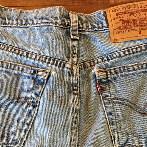 Vintage 90's Levis Denim Shorts Light Wash Junior Size 9 Y2K 1999 - Picture 8 of 9