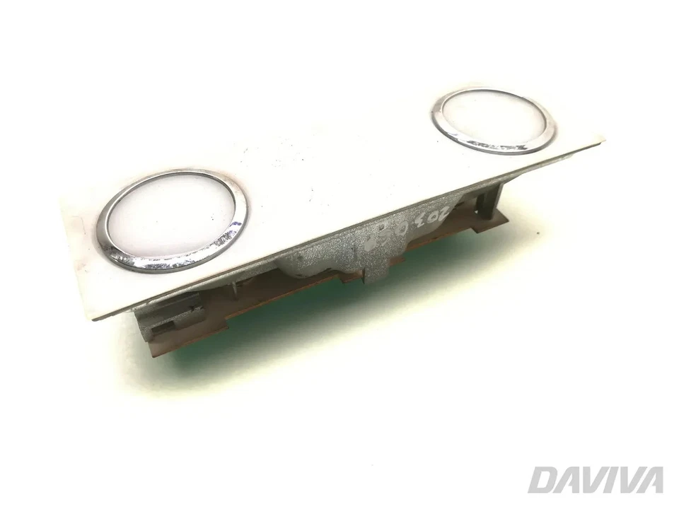 VW Touareg Lampe de lecture sur le toit avant Devant Centre Haut 2007 SUV 4/5dr - Photo 2/4