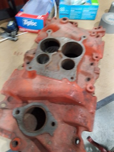 Colector de admisión Chevrolet GM SBC de mediados de la década de 1970 OEM 346250 - Imagen 4 de 6