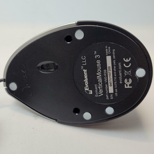 Evoluent VerticalMouse 3 Ergonomic Optical USB Wired Mouse | Grade A - Picture 5 of 5