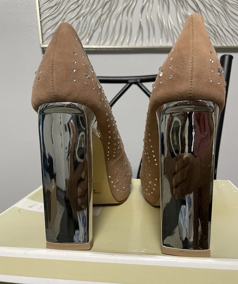 Tacones espejados de gamuza Fahrenheit Peep-Toe con pedrería de espejo a juego Foto 3 de 4