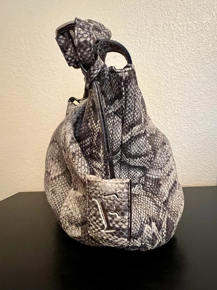 Bolso Hobo Furla de Cuero Genuino - Italiano Foto 2 de 4