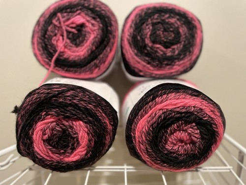 Big Twist Rave Yarn Bundle - Scene Queen - Lot # 52/5999 - LOT OF 4–FREE SHIP - Picture 2 of 4