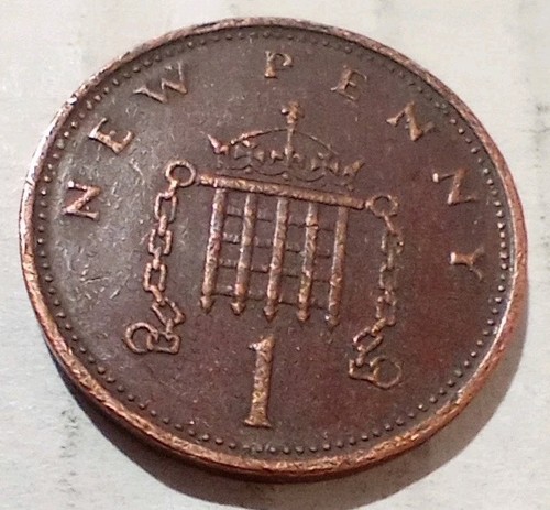 One New Penny 1979 UK GB Coin Elizabeth II British 1 P Pence - Picture 2 of 2