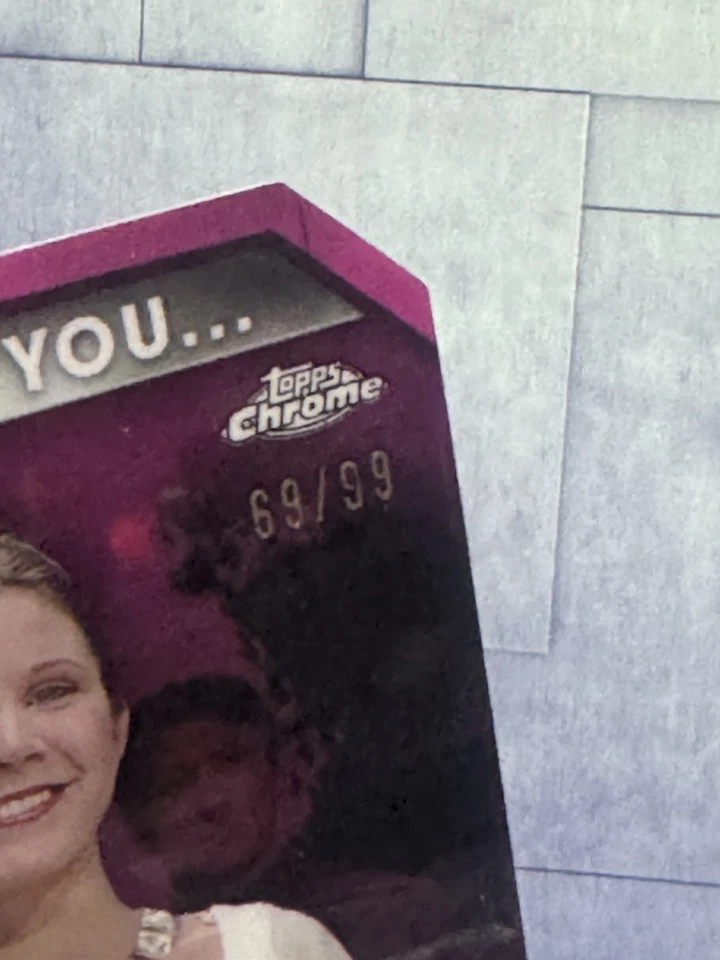 Juego de Ceremonia 2024 Topps Star Wars Chrome I Love You I Know Leia & Han The Medal Foto 3 de 4