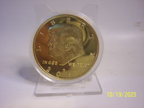 2017 Donald Trump Presidential Inauguration Coin Gold Tone - Bild 1 von 2
