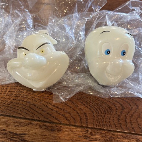 De colección Casper el fantasma amistoso brilla en la oscuridad cabeza de plástico goma burbuja X3 - Imagen 2 de 10