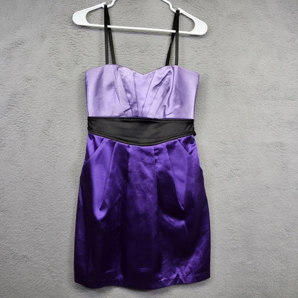 Vestido Y2K Trixxi Juniors 7 Púrpura Negro Satinado Plisado Fiesta Funda Mini Formal Foto 2 de 4