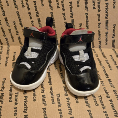 Kids Nike Jordan Max Aura 2 TD Trainers Cn8096 006 Black/Red/white/wolf grey 4C