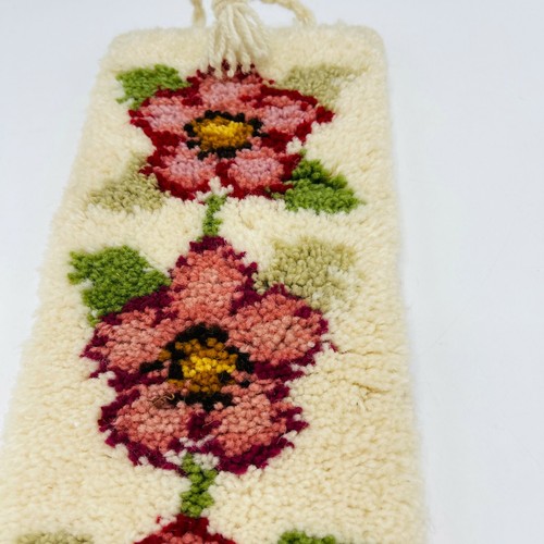 Tappeto vintage taglio pile fiori pezzo artistico da appendere cottagecore nappe - Foto 4 di 9