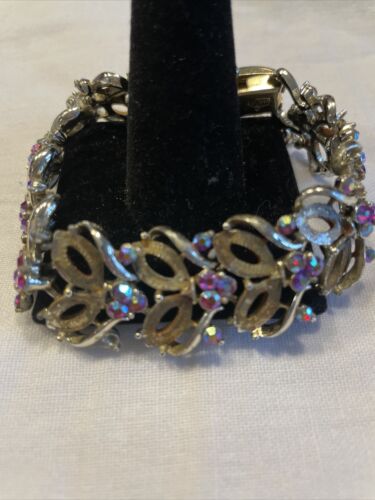 Vintage Coro Signed Aurora Borealis Rhinestones Bracelet W/ Safety Clasp - Picture 2 of 12