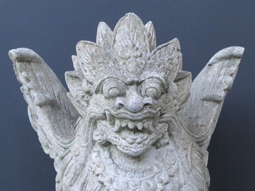 Lion Singha Of Temple IN Stone, Mythology Bali - Picture 3 of 18