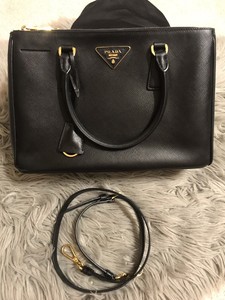galleria saffiano leather tote