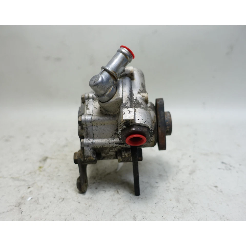1996-1999 BMW E36 318i M44 ZF Factory Power Steering Fluid Hydro Pump OEM - Image 4 of 4