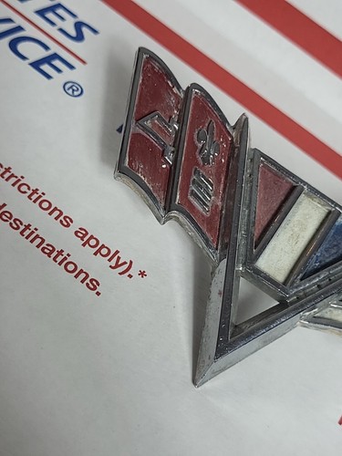 2-Chevrolet Corvette Stingray Flag Badges Emblem Metal 1960s Part# 3840318 - Picture 4 of 12