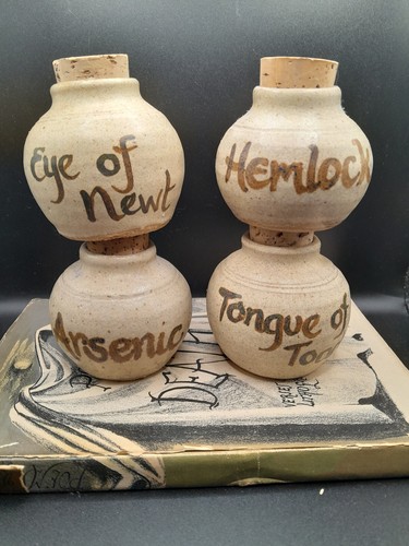 Quirky Apothecary Jars Hemlock Arsenic Toad Newt Vintage Pottery Spooky Autumn - Picture 15 of 16