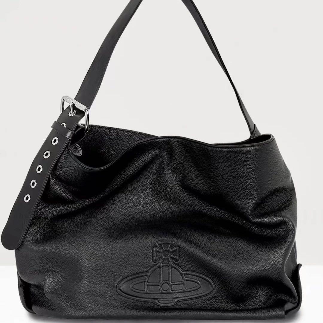Vivienne Westwood Tote Black Leather Large Capacity 40×29 Vivienne Westwood Tote Black Leather Large Capacity 40×29