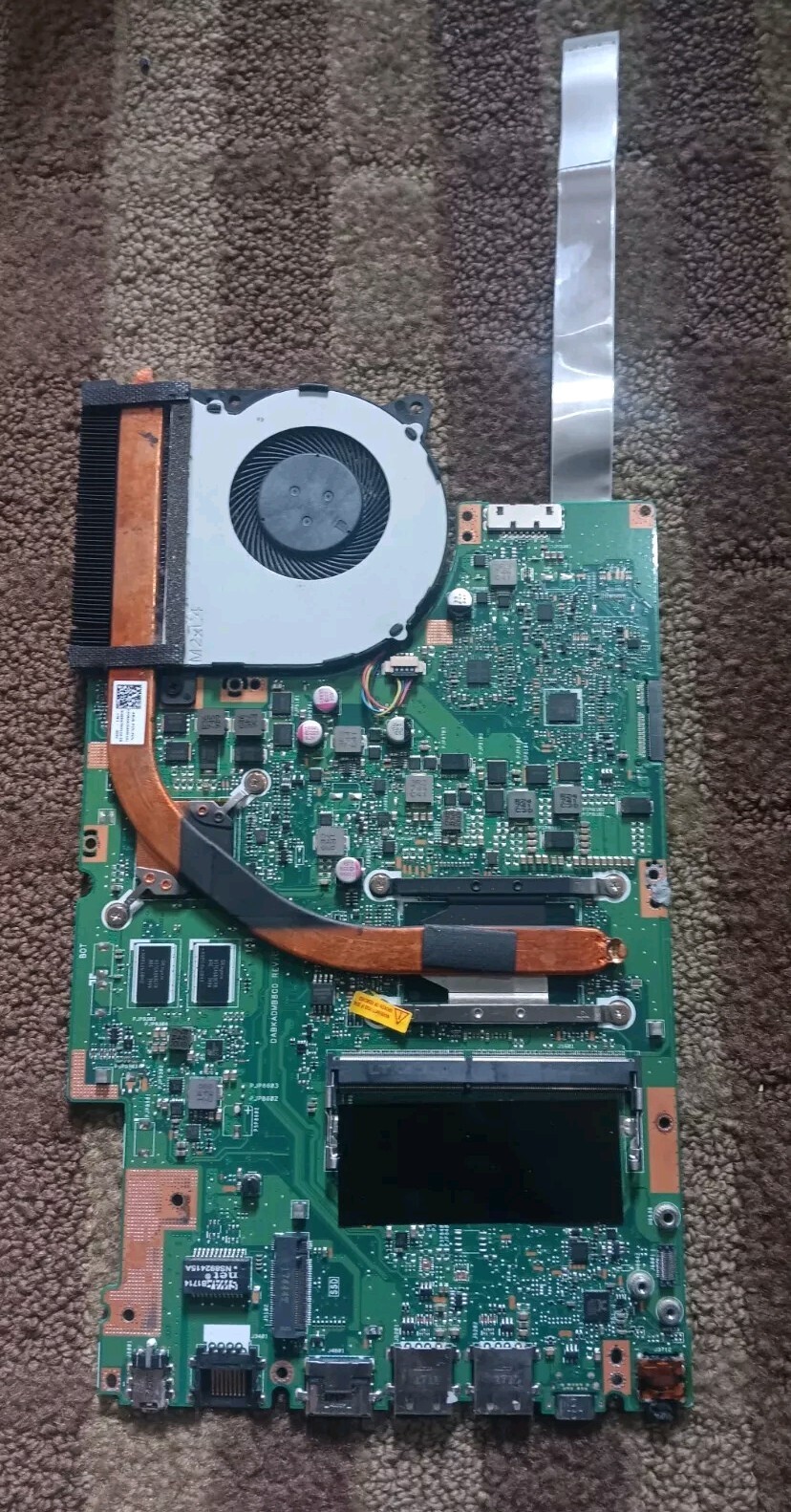 Asus VivoBook Flip R518U i5 Motherboard with Defective Heat Sync and Keyboard Connector-image