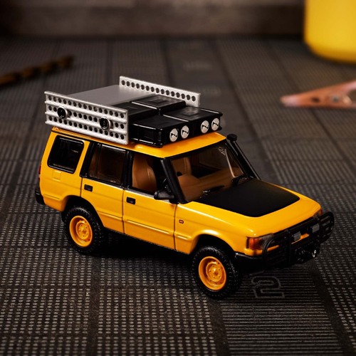 Hot Wheels 2024 Elite 64 Mod Shop - '94 Land Rover Discovery - NEW & Boxed - Picture 3 of 17