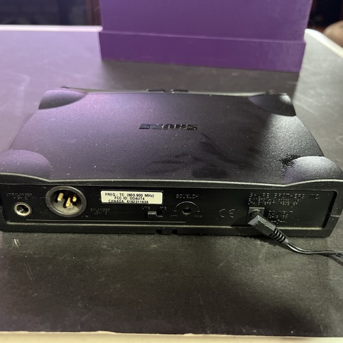 Shure Model UT4 Diversity Microphone Receiver - W/ Power Cord NO Mic - 第 4/5 張圖片