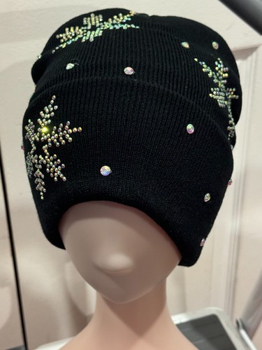 Women Knit Beanie hat Black With Rhinestones Snowflakes - Picture 1 of 4