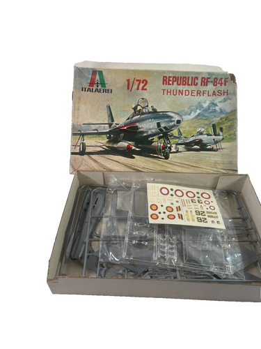 Kit Modelo Italaerei RF-84F Thunderflash 1:72 #108 Vintage Italia Completo - Imagen 2 de 5