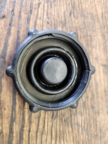 Jaguar XK8 Bremsflüssigkeitskappe - Bild 2 von 2