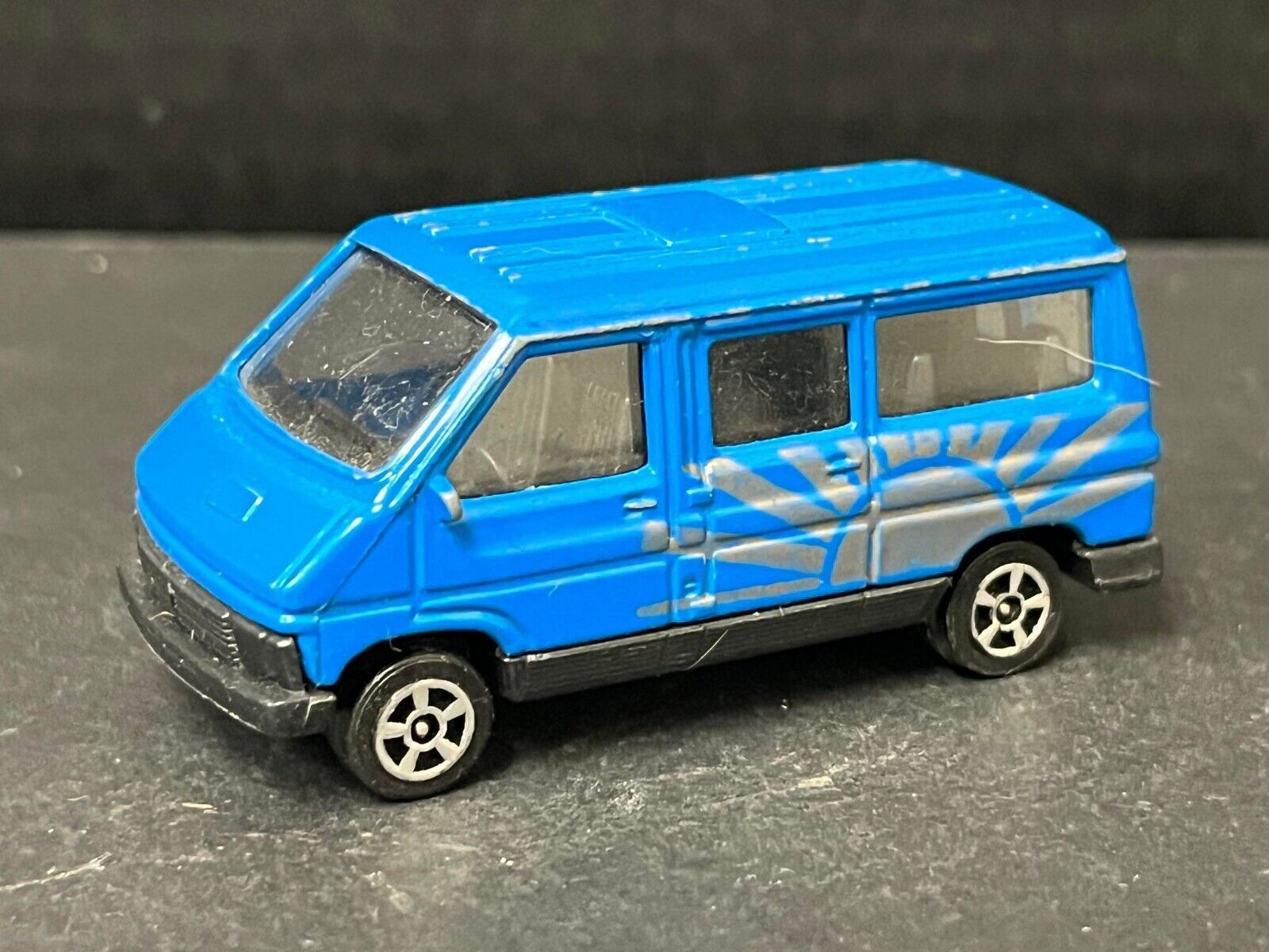 Picture 2 of 6