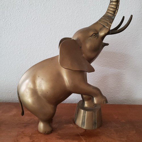 Vintage Brass Elephant Statue Figurine Trunk Up on Drum Large Heavy 18.75x12x8" - Picture 2 of 11