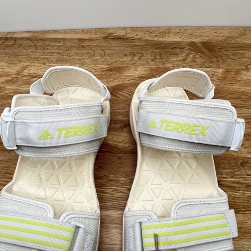 Adidas Cyprex Ultra Sandals Womens Size 9 Wonder White / Green Buckle Straps - Picture 15 of 19